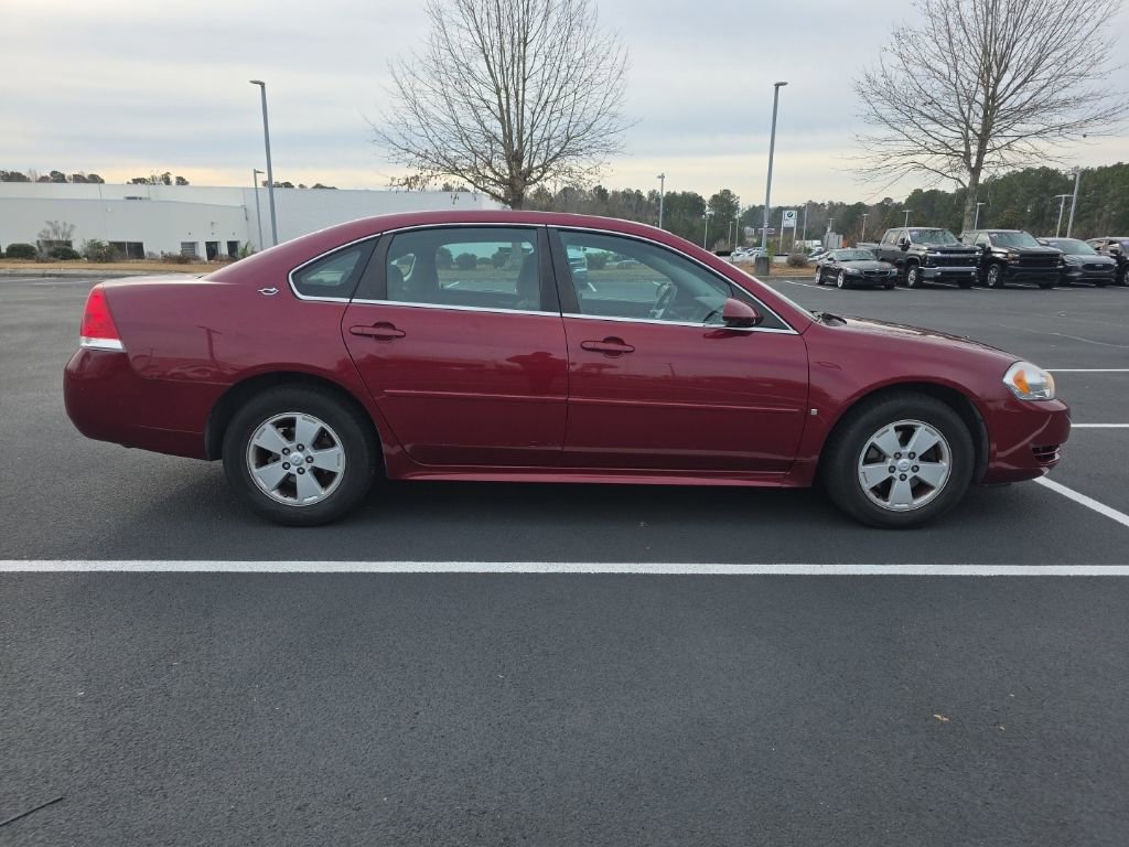 Used 2009 Chevrolet Impala LT image 9