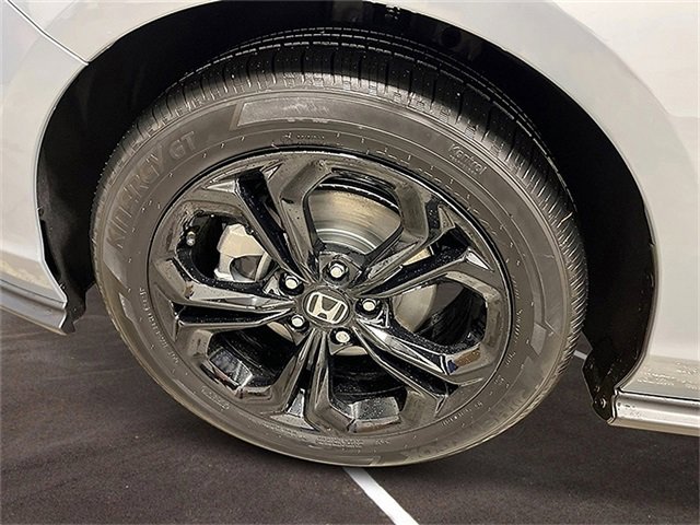 New 2025 Honda Accord SE image 10