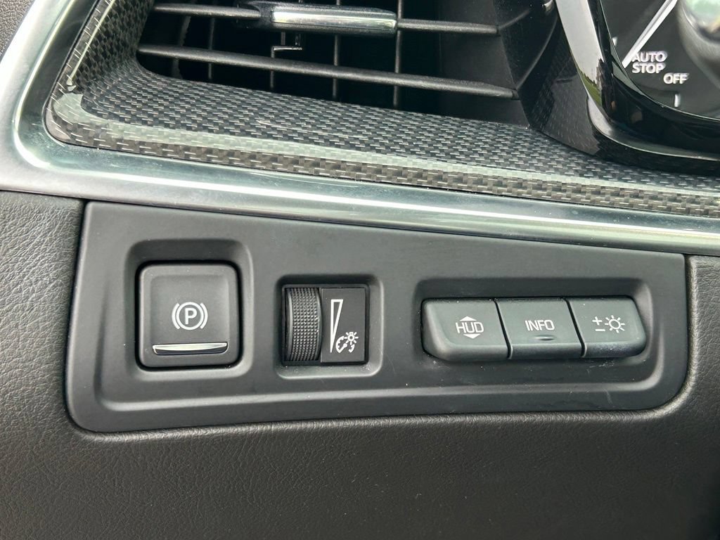Used 2024 Cadillac XT5 Sportv w/ Technology Package AWD/4WD image 23