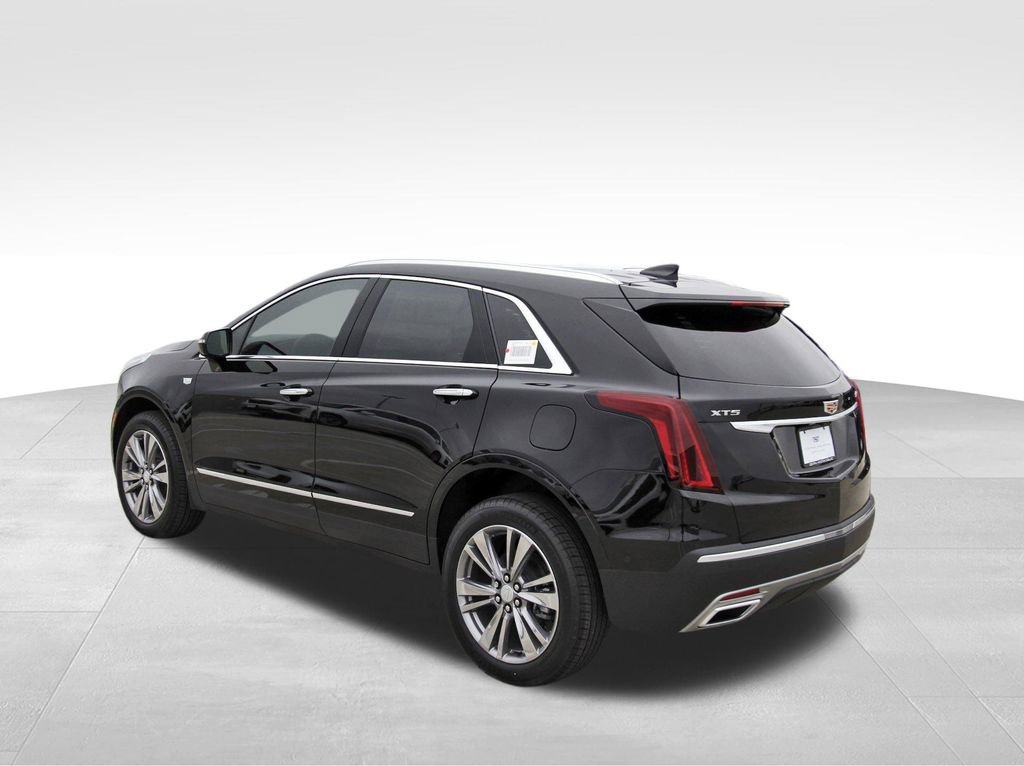 New 2026 Cadillac XT5 Premium Luxury FWD video 3