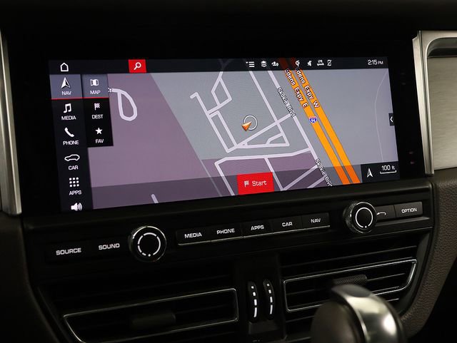 Used 2020 Porsche Macan Turbo image 20