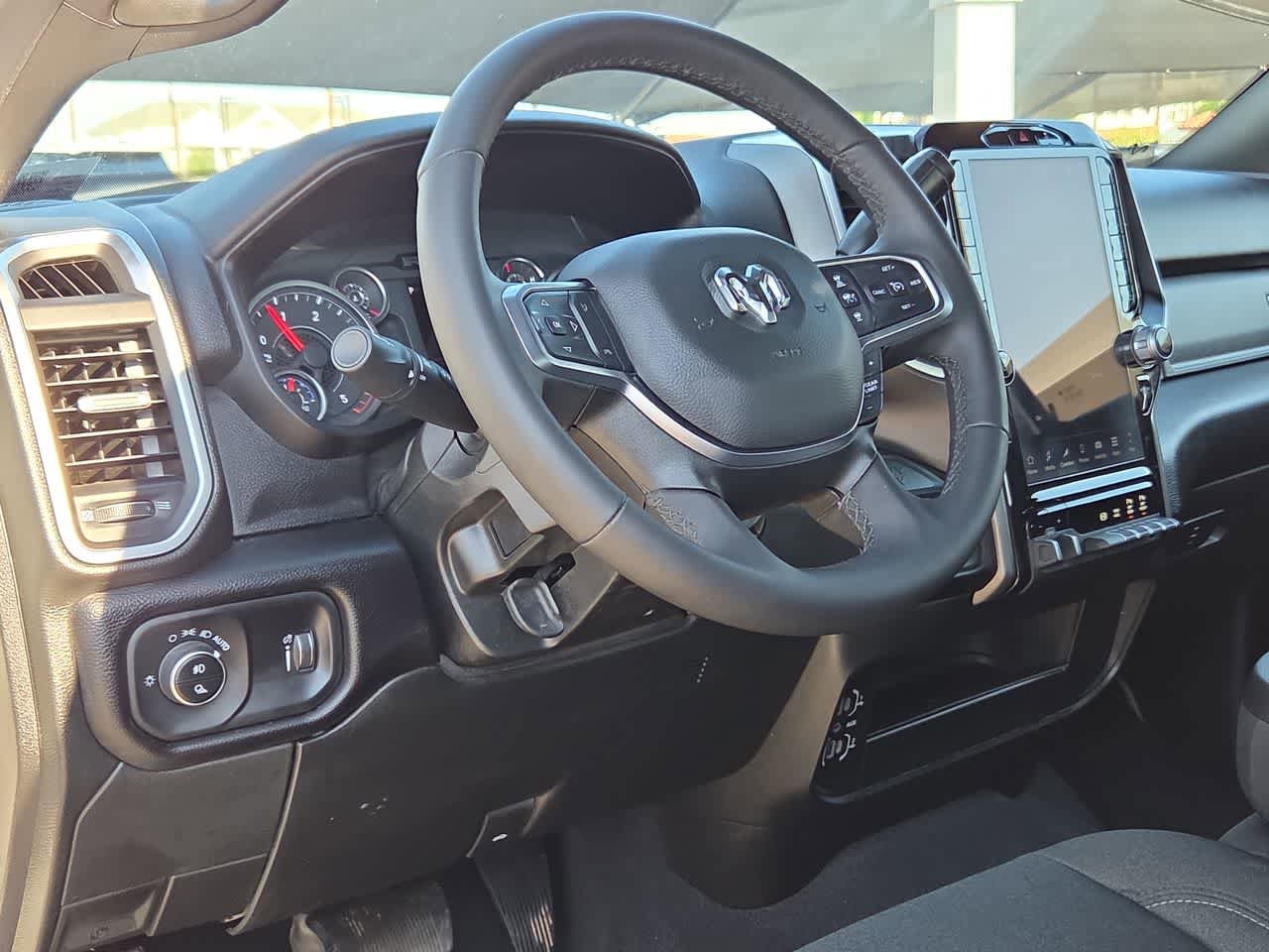 Used 2025 RAM 2500 Big Horn AWD/4WD image 10