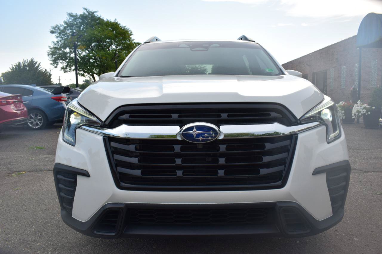 Used 2023 Subaru Ascent Premium w/ Convenience Package AWD/4WD image 6