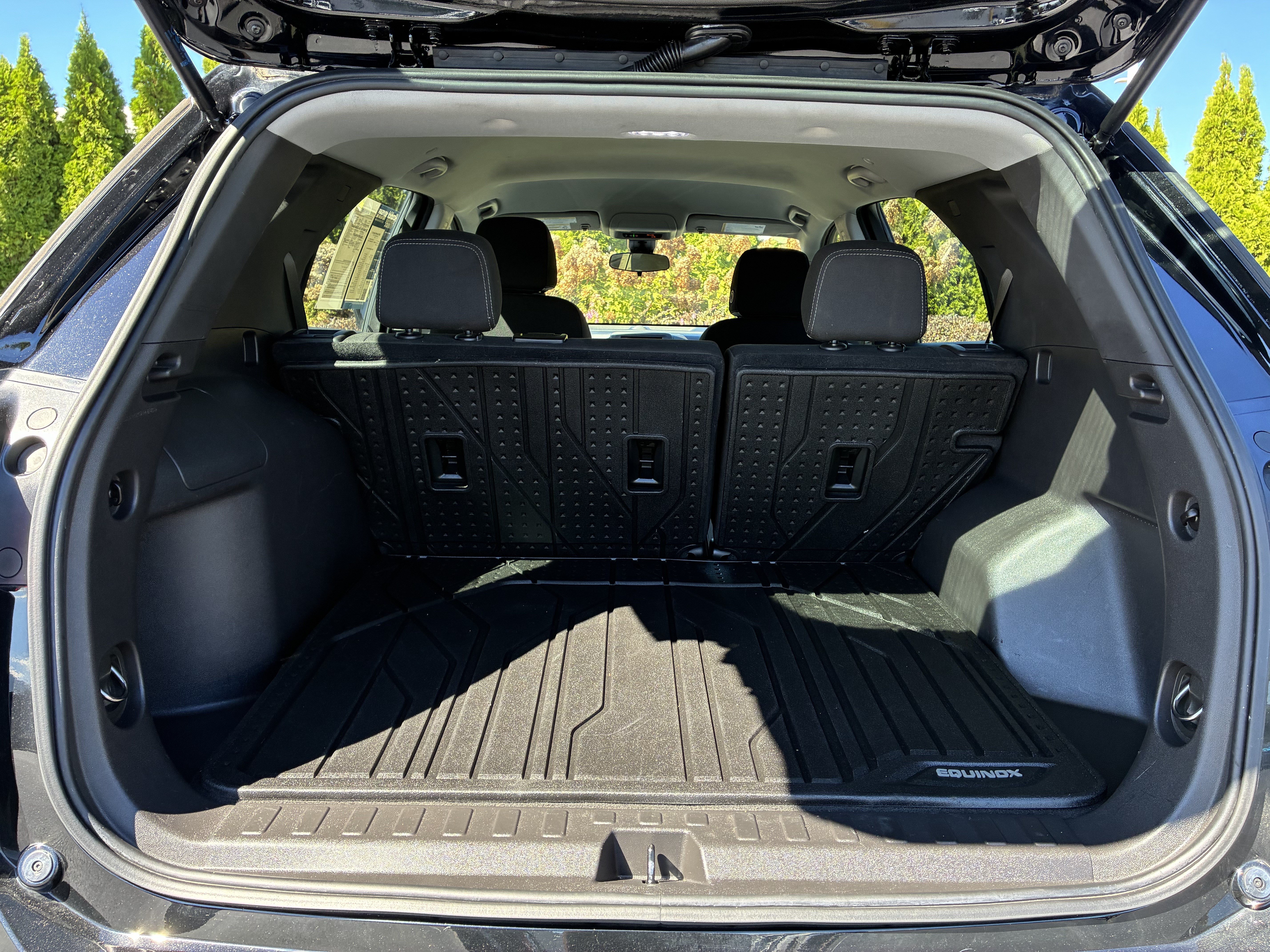 Used 2023 Chevrolet Equinox LS FWD image 12