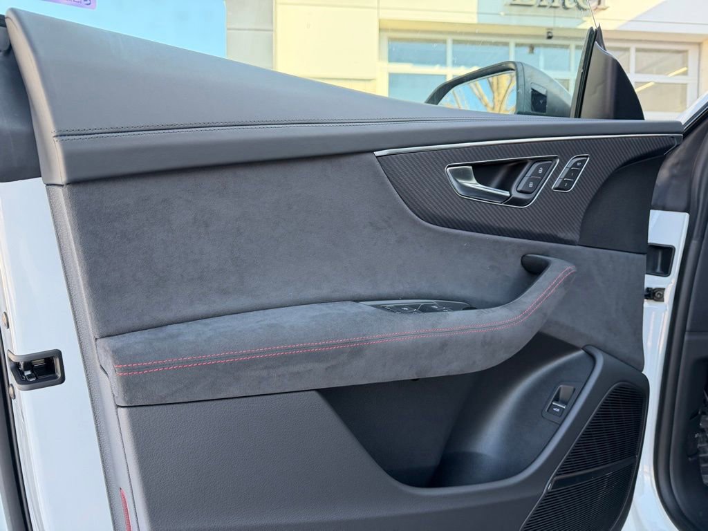 New 2026 Audi RS Q8 performance image 23