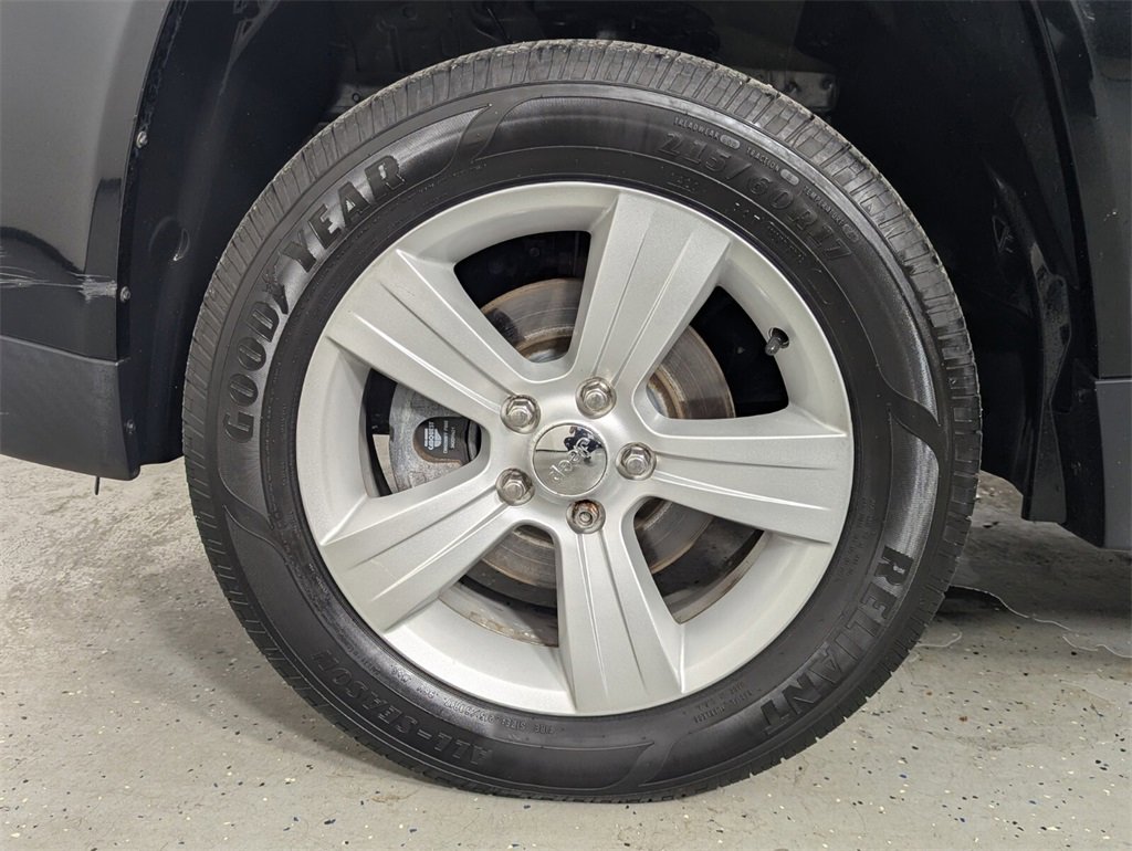 Used 2017 Jeep Compass Sport w/ Power Value Group image 9