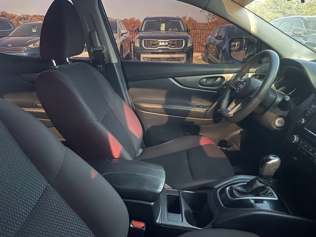 Used 2022 Nissan Rogue Sport S FWD image 8
