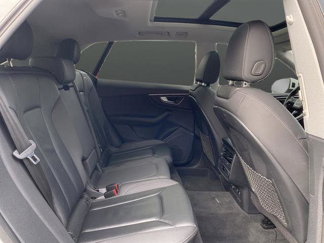 Used 2021 Audi Q8 Premium w/ Convenience Package image 33