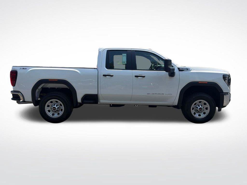 New 2026 GMC Sierra 2500 Pro w/ X31 Off-Road Package AWD/4WD image 6