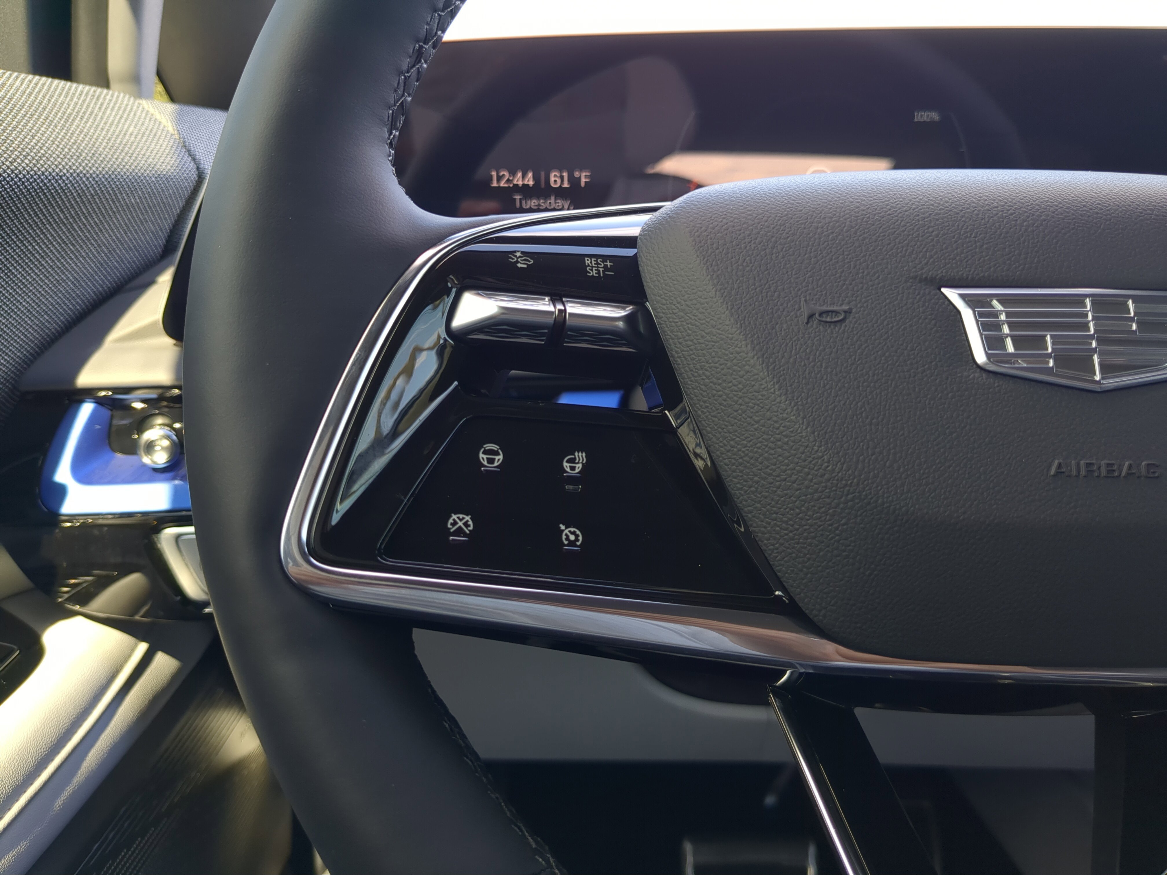 New 2026 Cadillac Optiq Luxury 1 w/ LPO, Floor Liner Package RWD image 28
