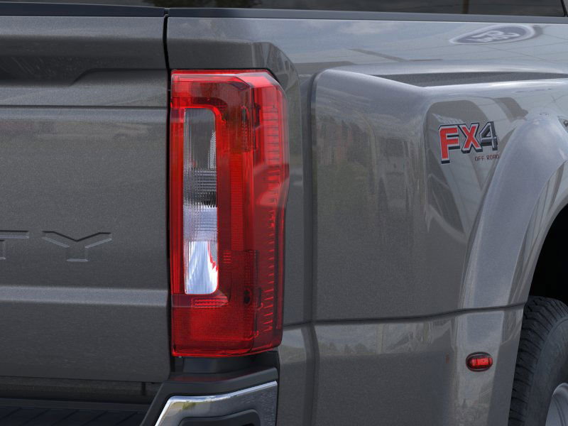 New 2026 Ford F350 XLT w/ FX4 Off-Road Package image 21
