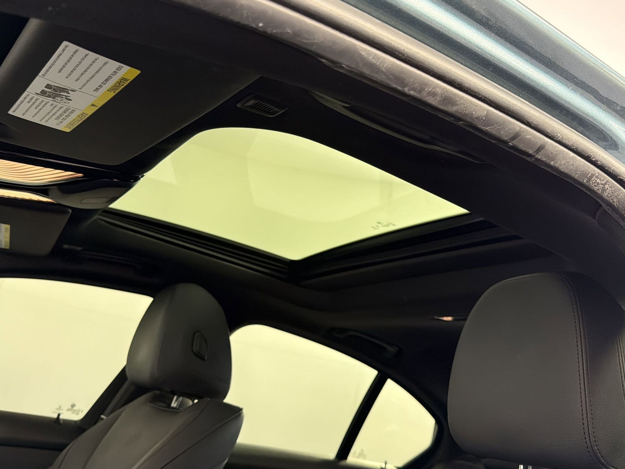 Used 2021 BMW 330i Sedan w/ Convenience Package RWD image 16