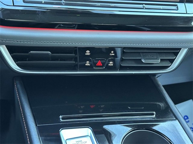 Used 2025 Volkswagen Atlas Peak Edition SE image 18