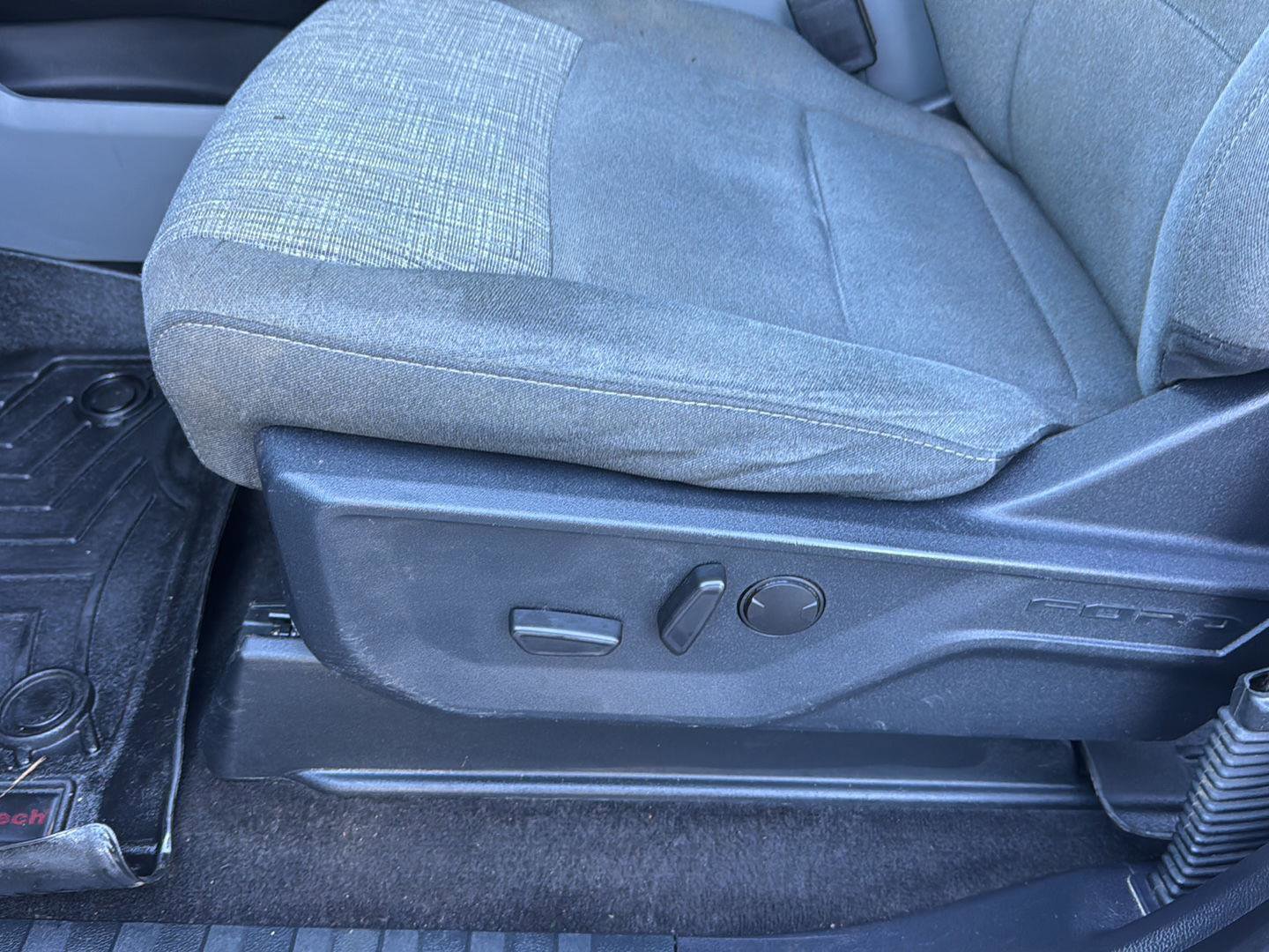 Used 2022 Ford F150 XLT w/ Equipment Group 302A High image 28