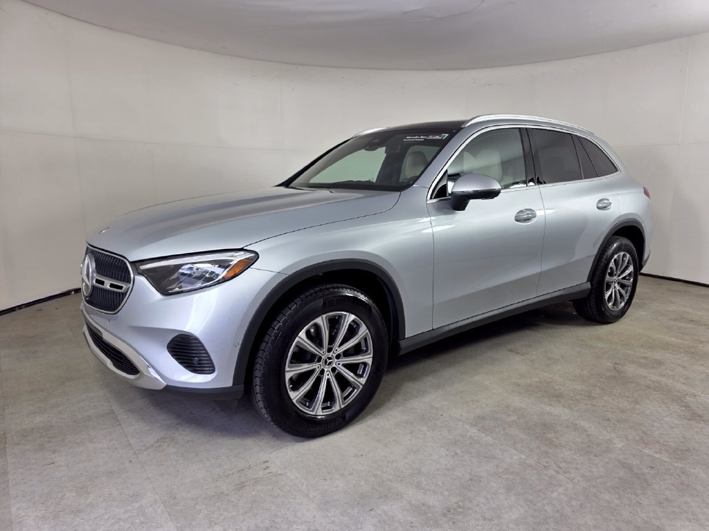 Certified 2026 Mercedes-Benz GLC 300 image 8