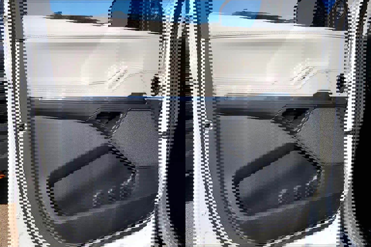 New 2025 Lincoln Navigator L Reserve image 10