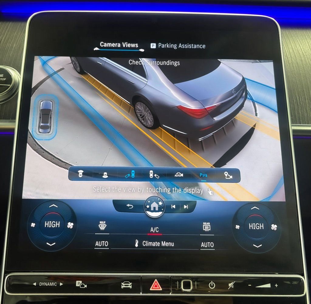 Used 2022 Mercedes-Benz S 580 4MATIC Sedan w/ AMG Line Package image 23