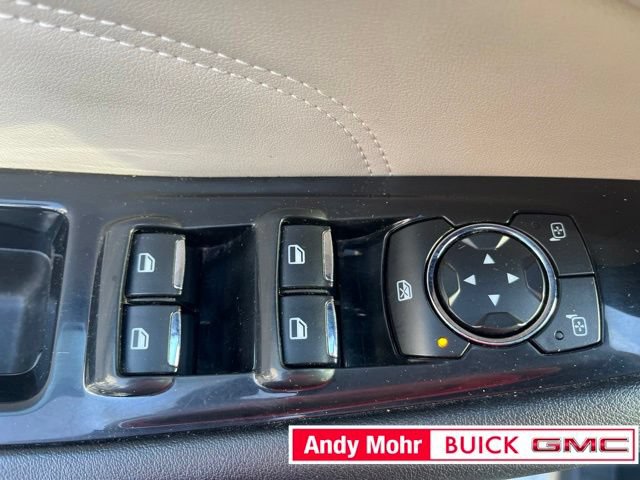 Used 2017 Ford Edge Titanium w/ Technology Package FWD image 20