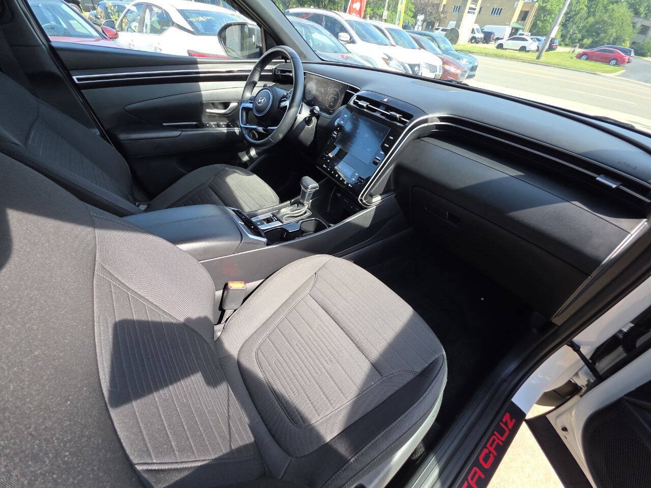 Used 2022 Hyundai Santa Cruz SEL Premium AWD/4WD image 9