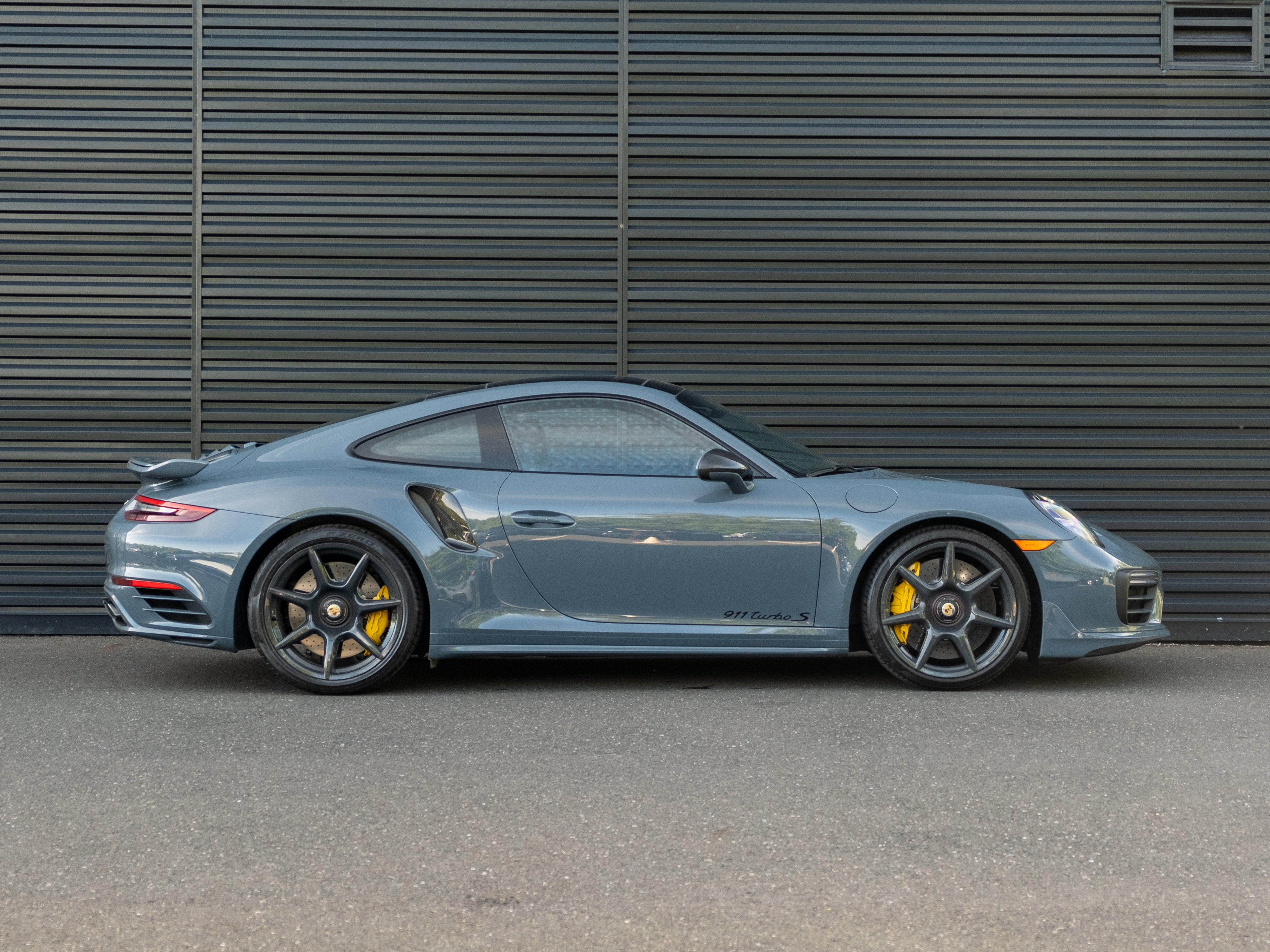 Certified 2019 Porsche 911 Turbo S AWD/4WD image 9