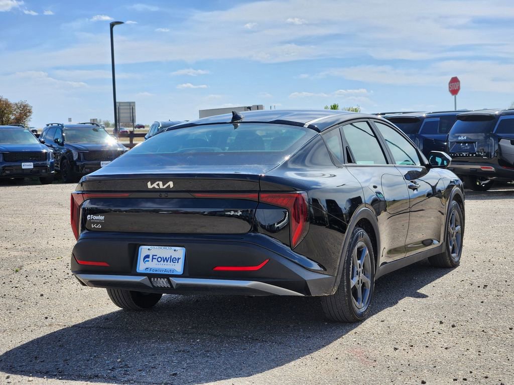Certified 2025 Kia K4 LXS FWD image 3