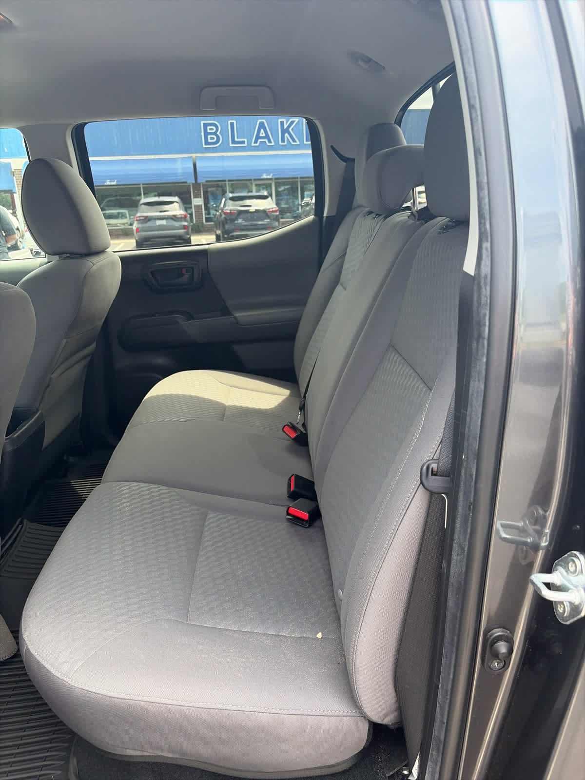 Used 2023 Toyota Tacoma SR AWD/4WD image 16