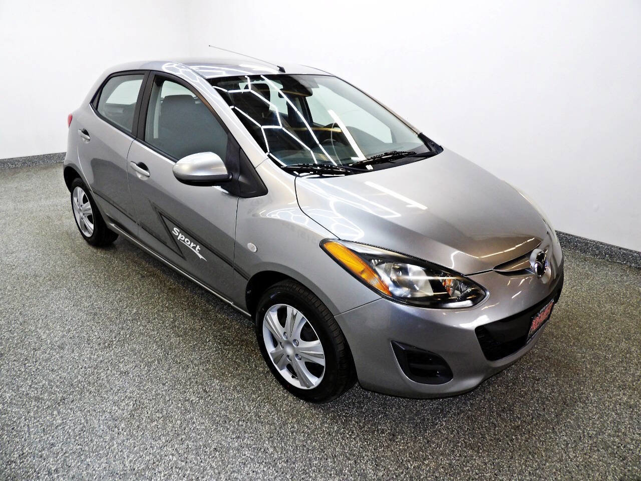 Used 2013 MAZDA MAZDA2 Sport image 3