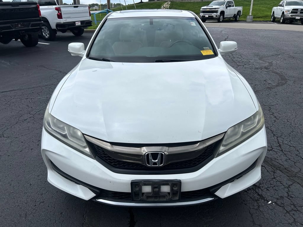 Used 2017 Honda Accord EX-L image 2