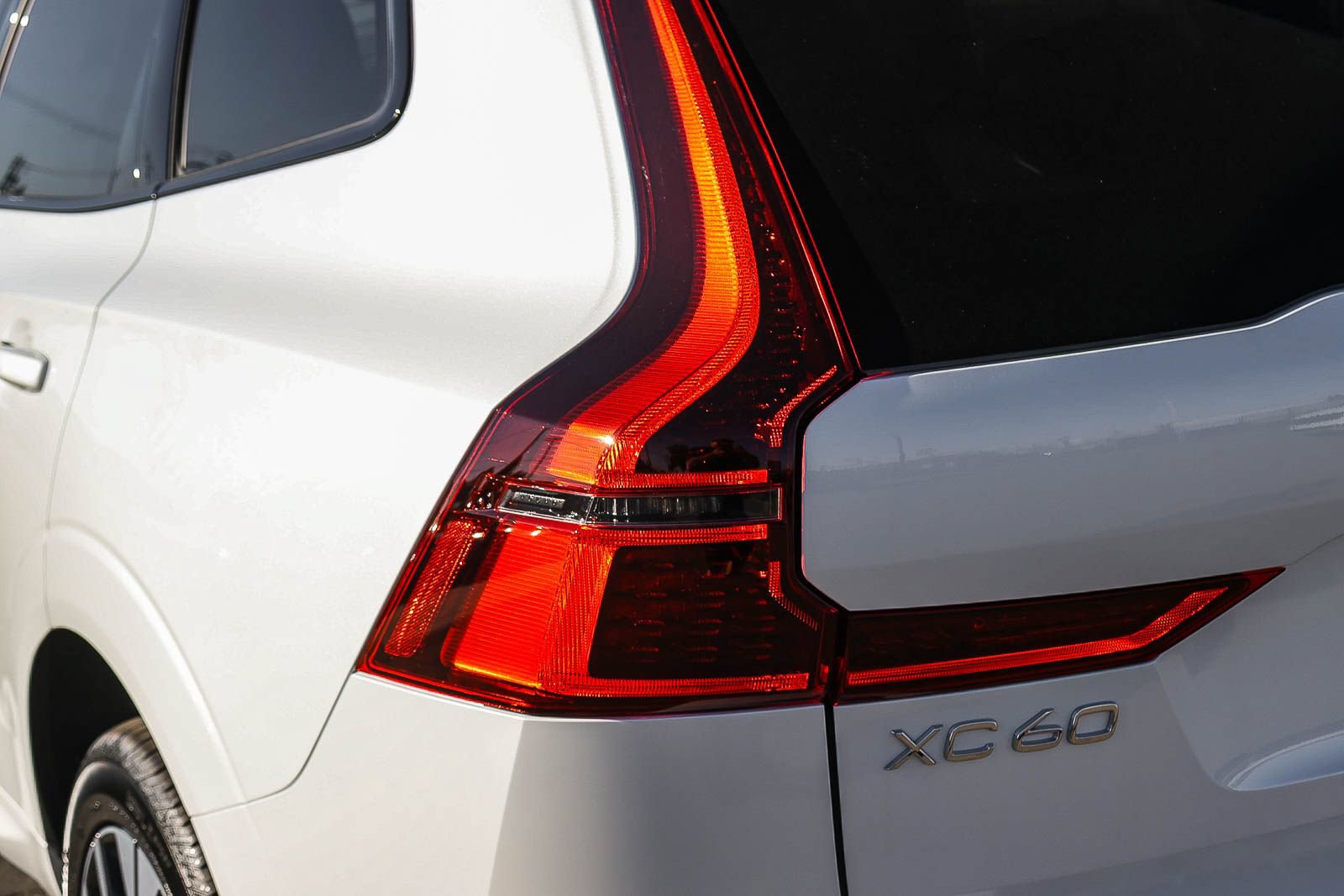 New 2026 Volvo XC60 B5 Plus w/ Climate Package AWD/4WD image 11