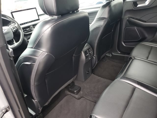 Used 2024 Ford Escape Platinum AWD/4WD image 15