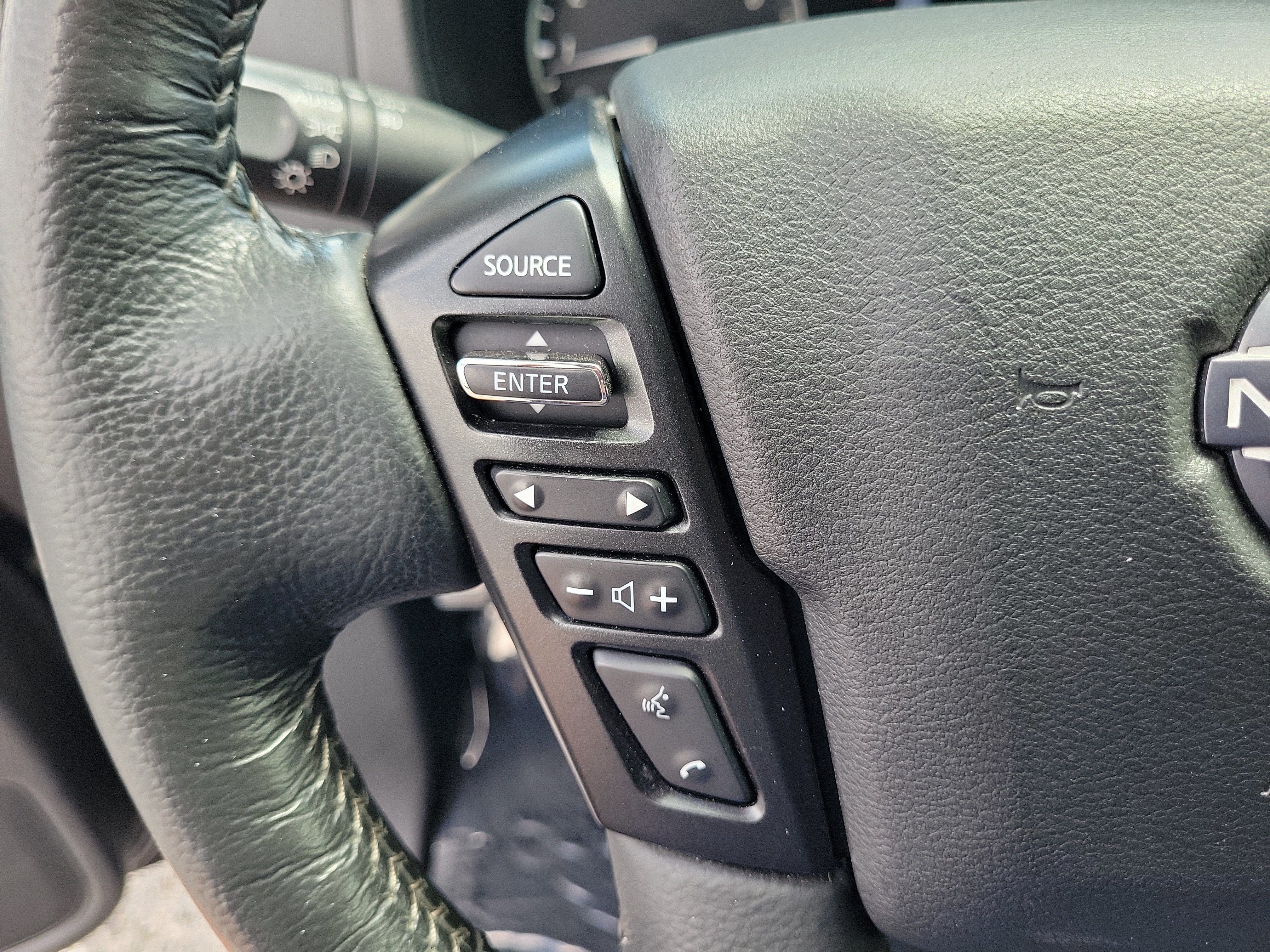 Certified 2024 Nissan Frontier SV w/ SV Convenience Package RWD image 16