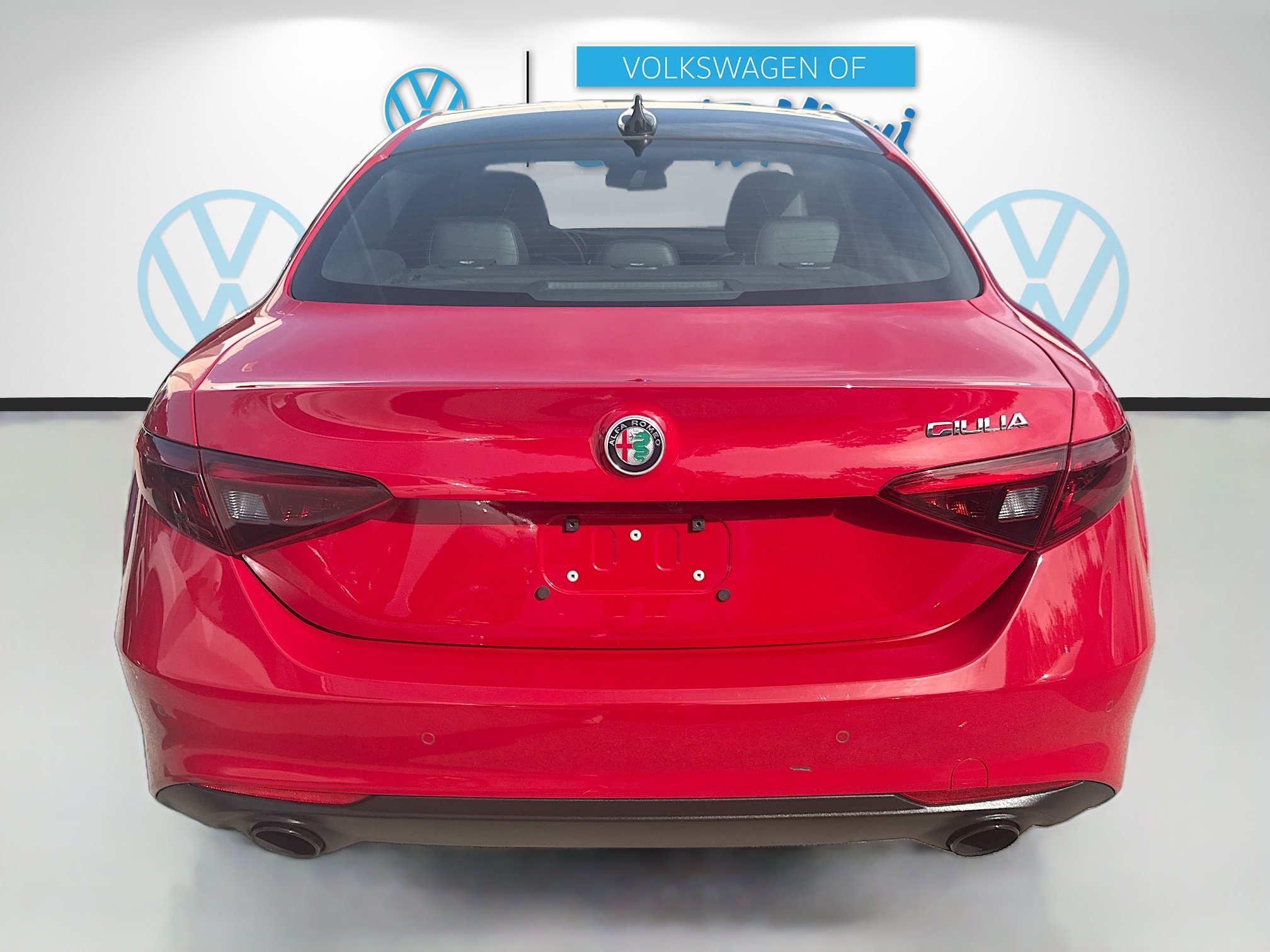 Used 2023 Alfa Romeo Giulia Sprint RWD image 6