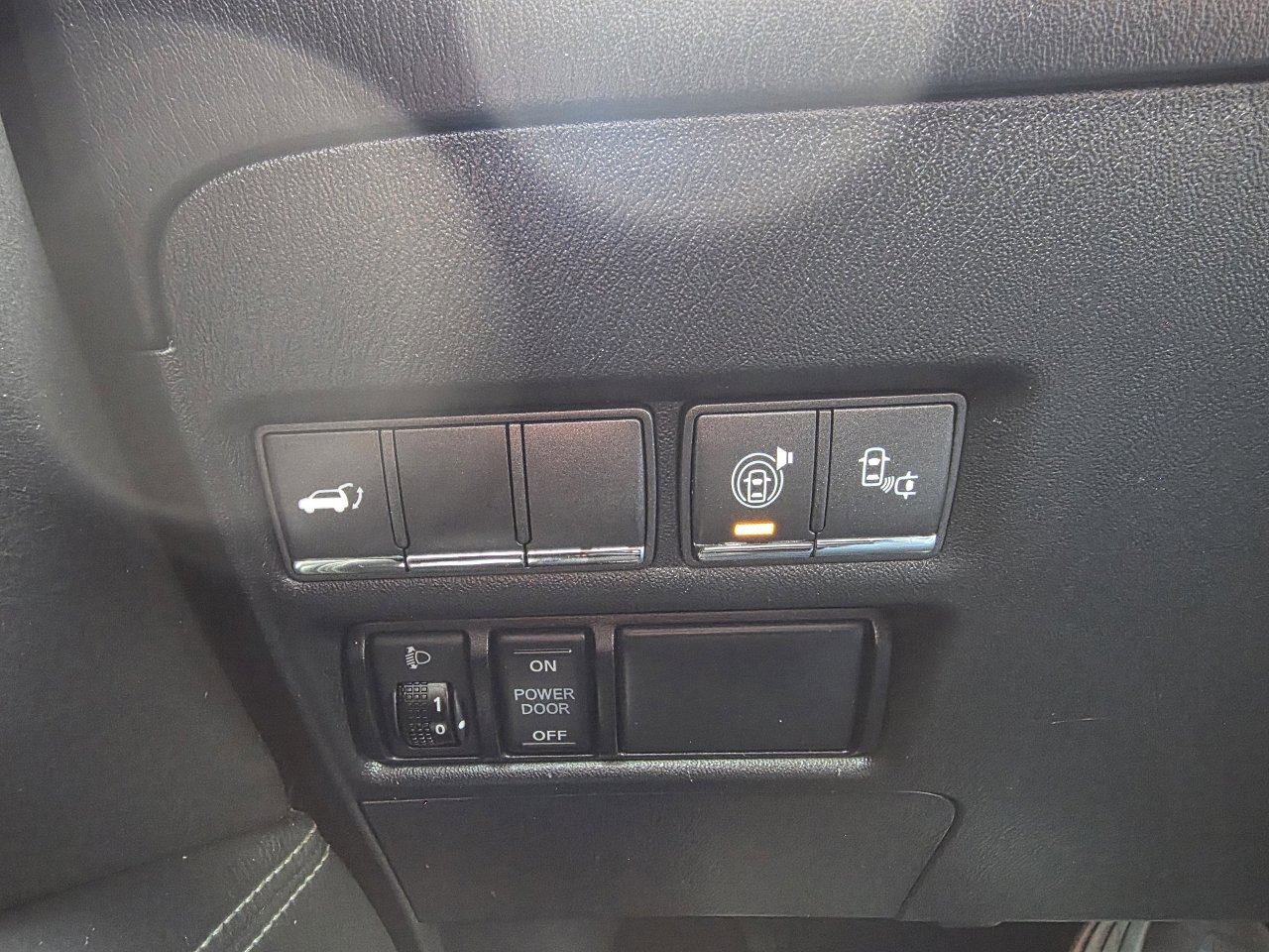 Used 2017 INFINITI QX80 4WD w/ Driver Assistance Package image 26