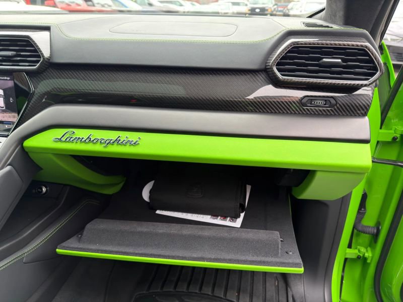 Used 2024 Lamborghini Urus S image 27