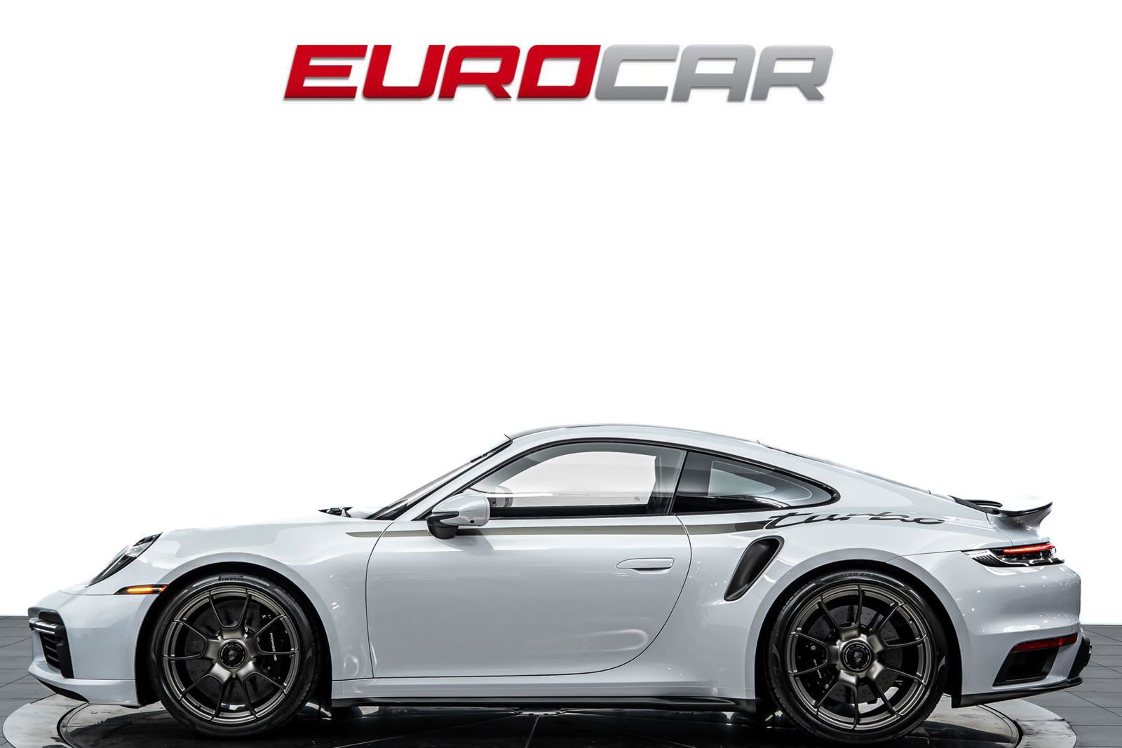 Used 2025 Porsche 911 Turbo S AWD/4WD image 2