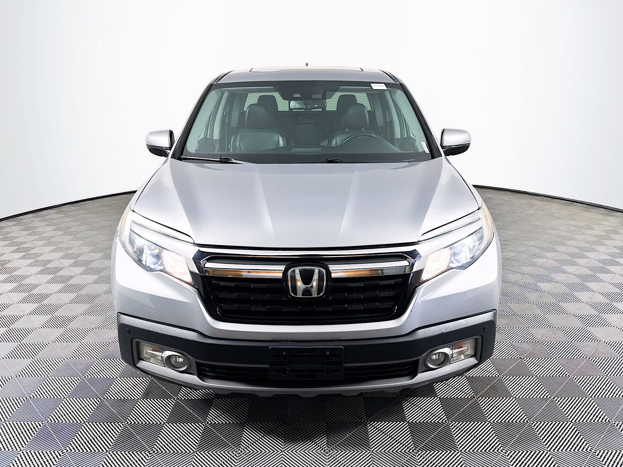 Used 2019 Honda Ridgeline RTL-E image 2