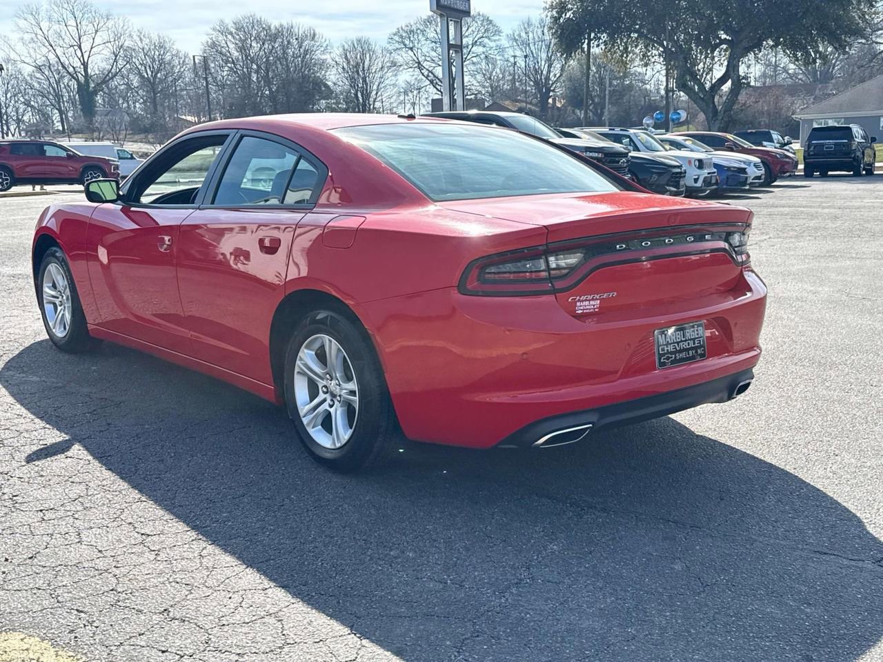 Used 2020 Dodge Charger SXT w/ Leather Interior Group image 5