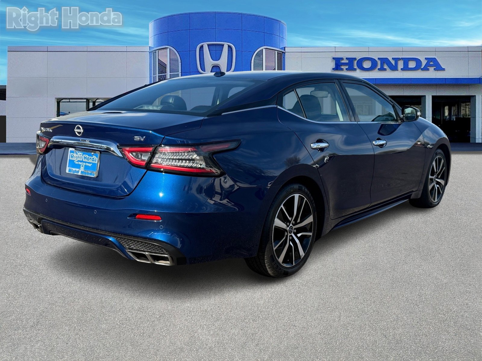 Used 2023 Nissan Maxima SV w/ Floor Mat Group image 7