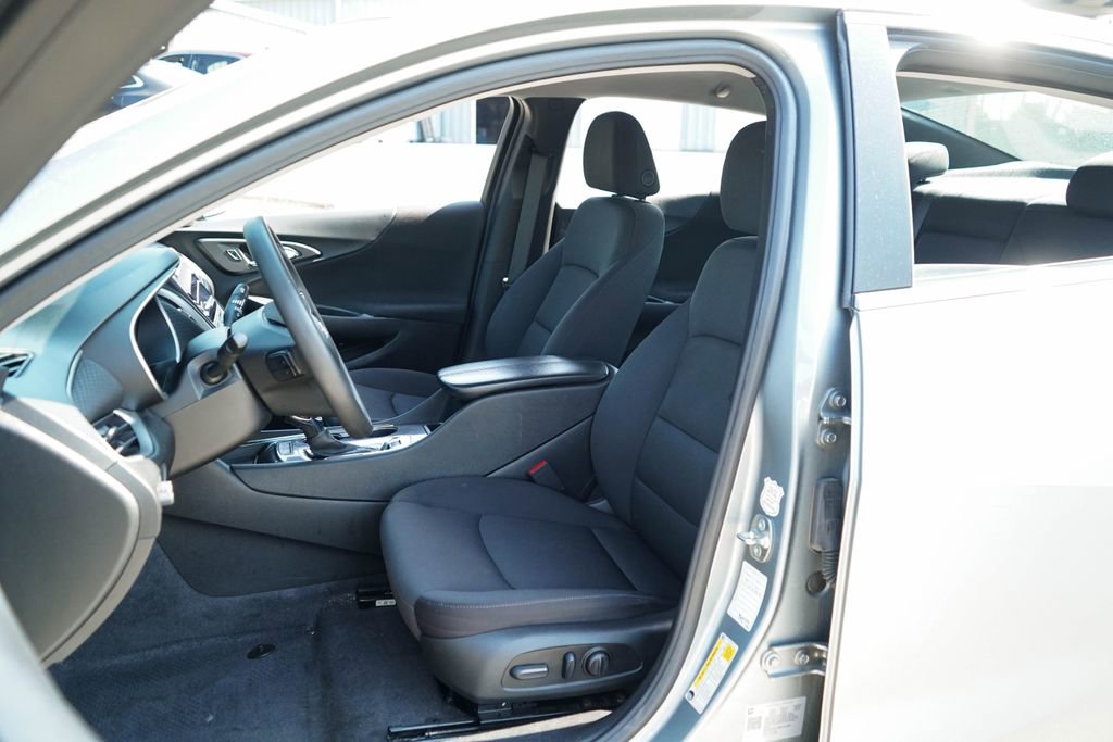 Used 2024 Chevrolet Malibu LT image 8