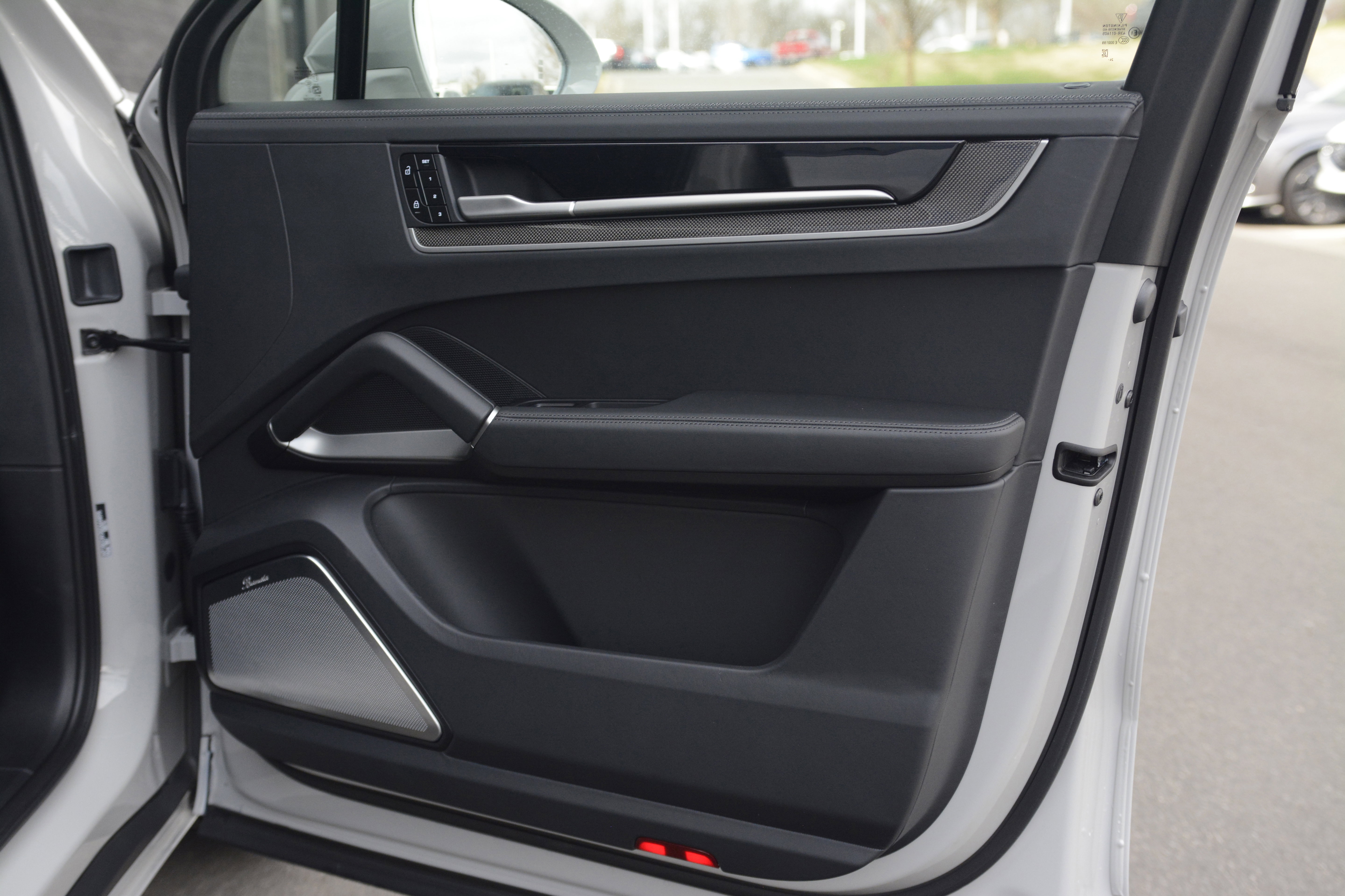 Certified 2025 Porsche Cayenne GTS AWD/4WD image 24