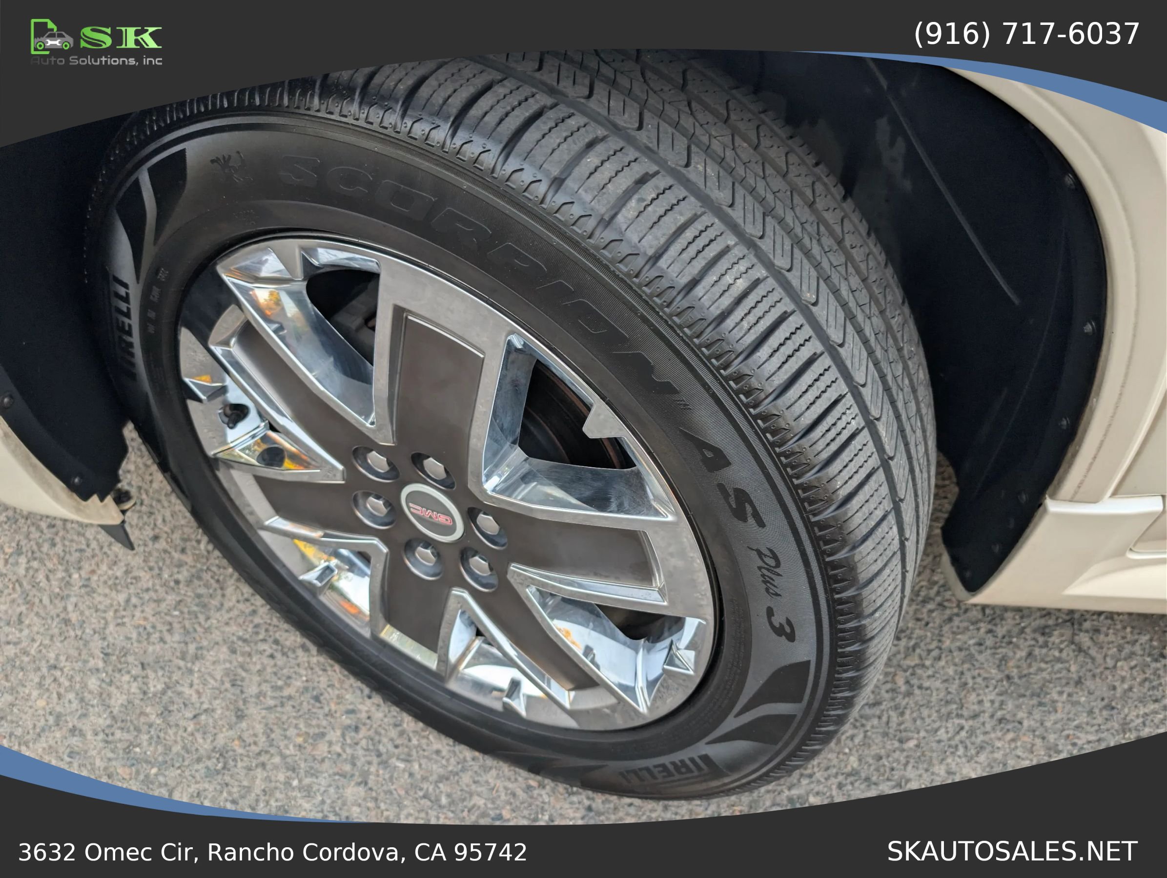 Used 2012 GMC Acadia Denali AWD/4WD image 42