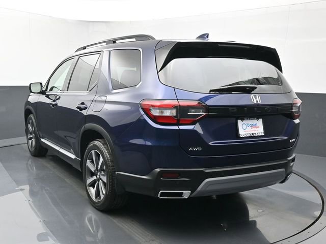 Used 2025 Honda Pilot Elite image 3