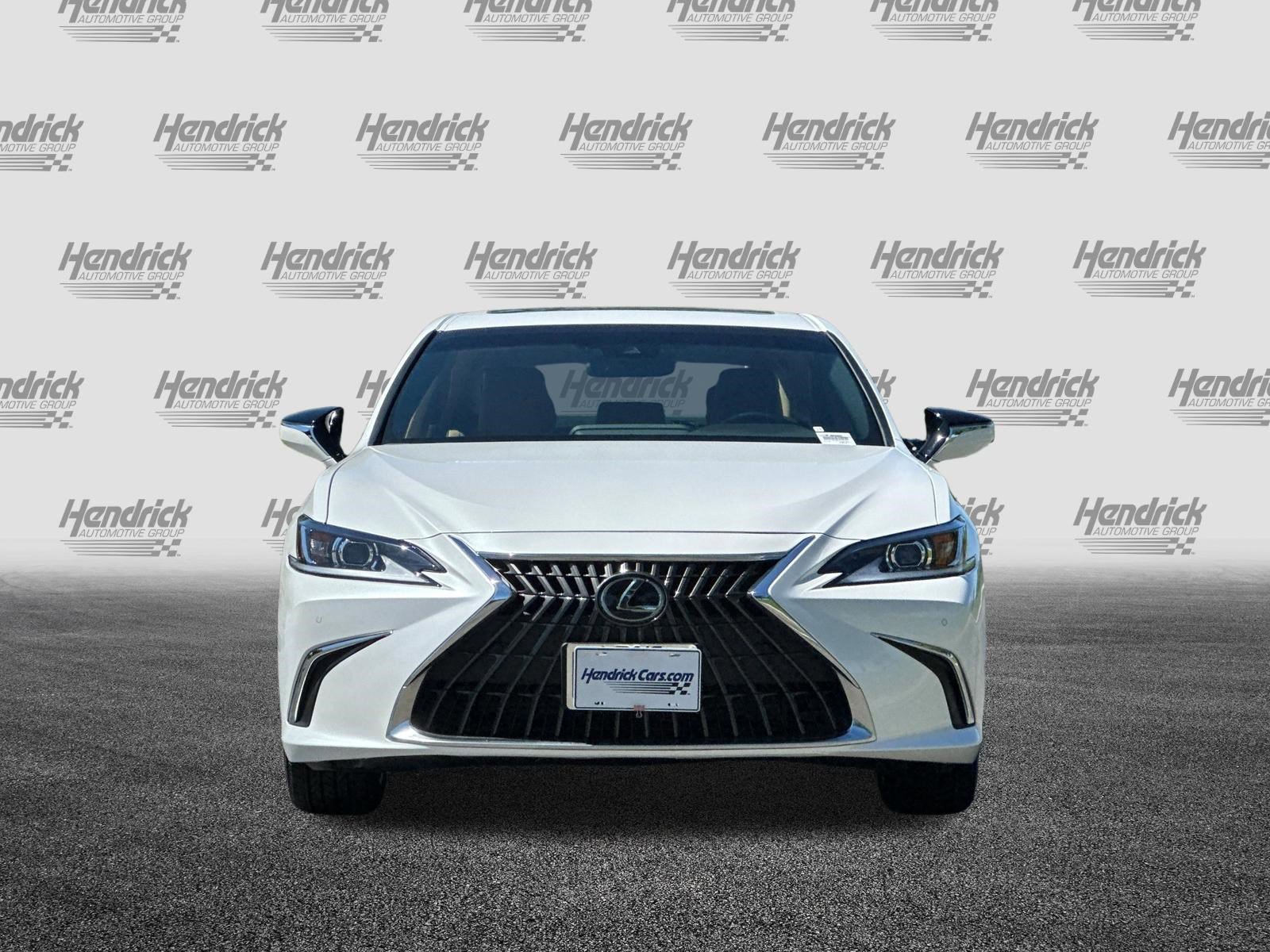 Used 2025 Lexus ES 300h w/ Premium Package image 10
