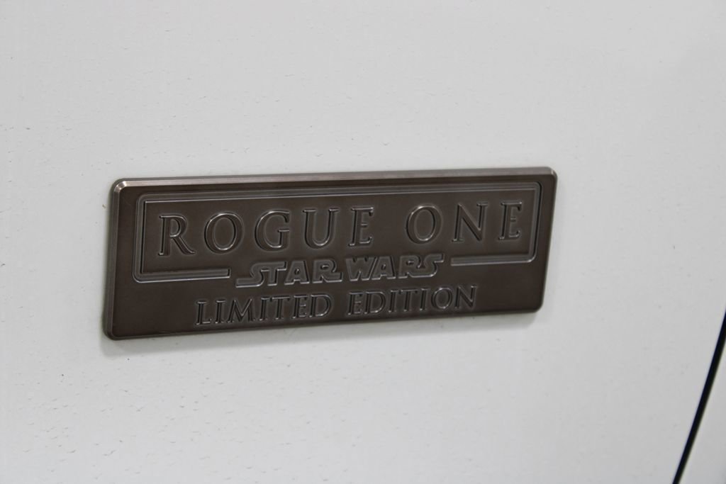 Used 2017 Nissan Rogue SV image 13