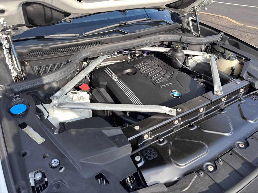 Used 2021 BMW X6 xDrive40i w/ M Sport Package AWD/4WD image 46