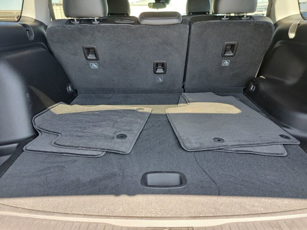 Used 2024 Jeep Grand Cherokee Limited image 25