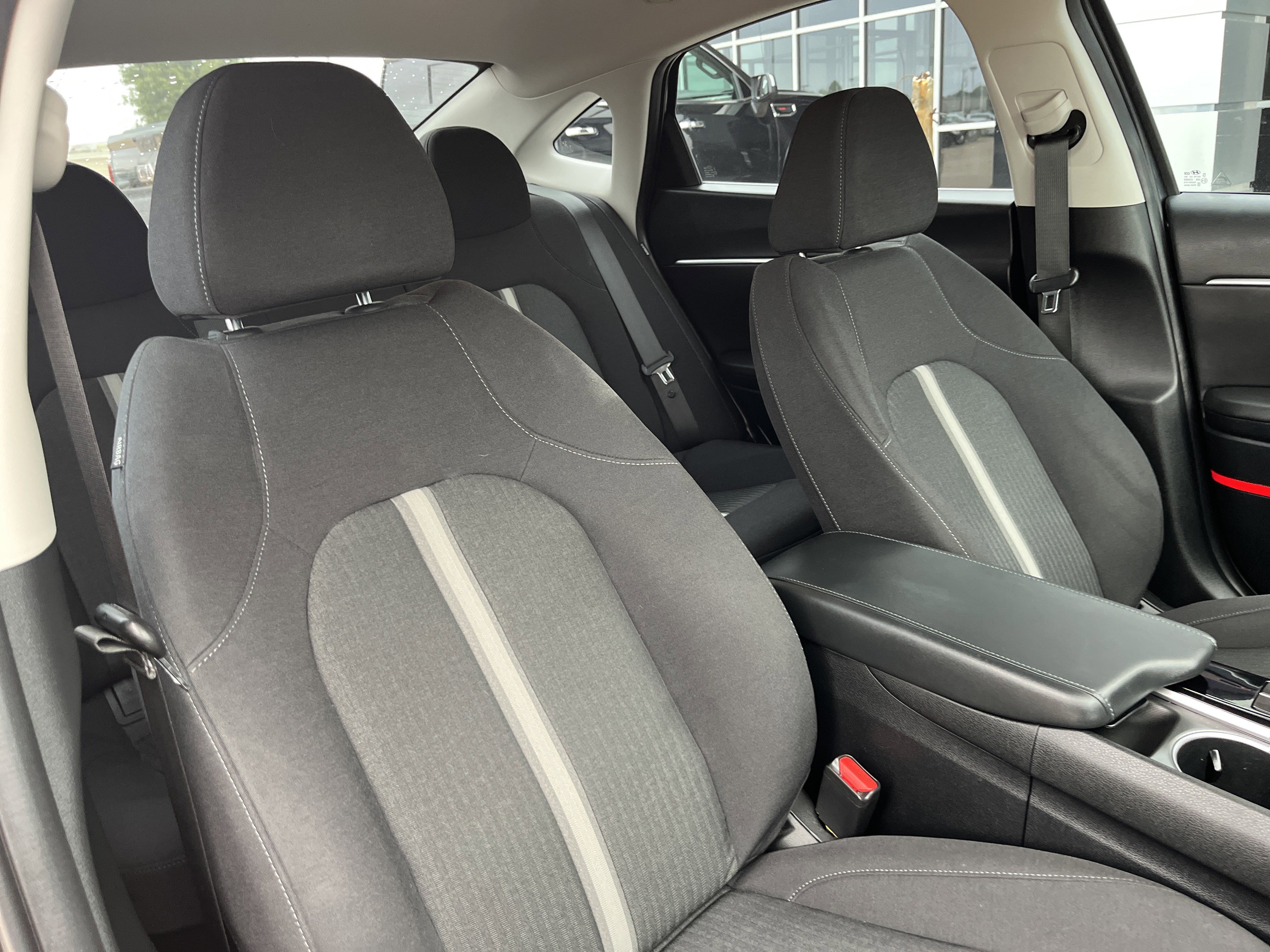 Used 2023 Hyundai Sonata Blue FWD image 16