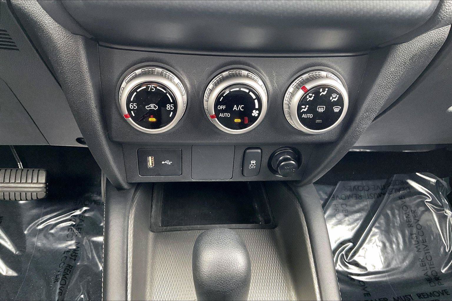 Used 2025 Mitsubishi Outlander Sport AWD image 36