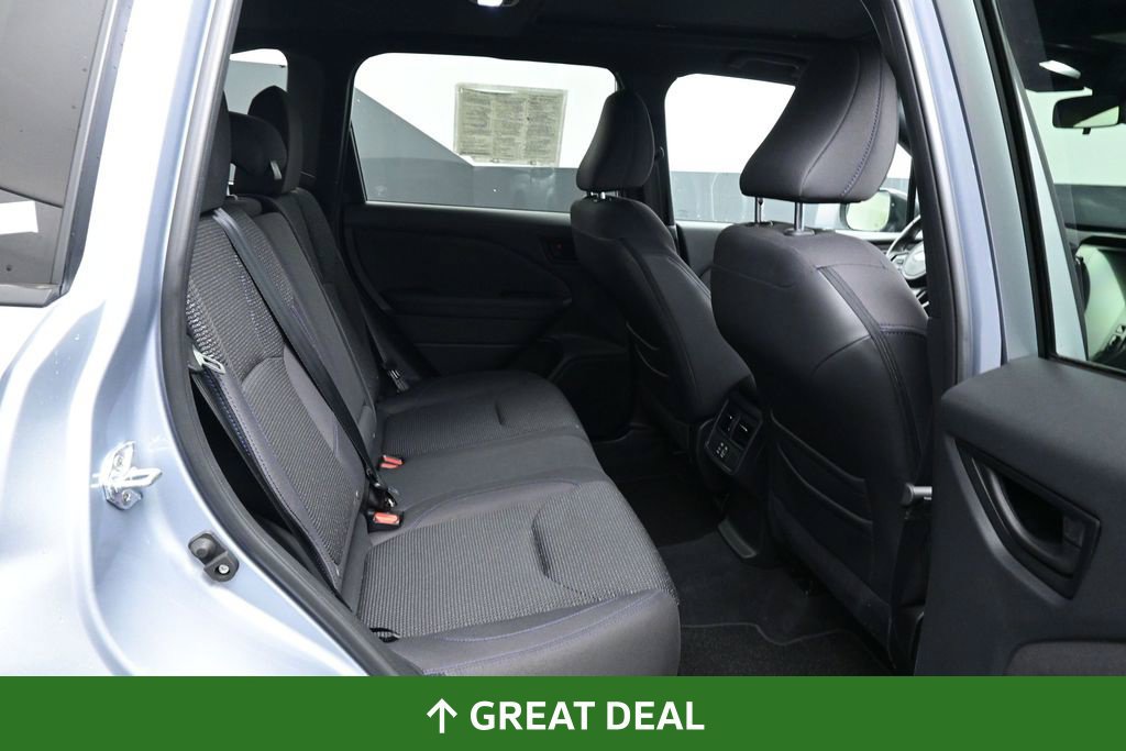 Used 2025 Subaru Forester Premium AWD/4WD image 24