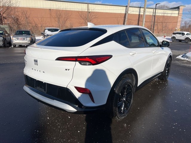Used 2024 Buick Envista Sport Touring w/ Convenience II Package image 5